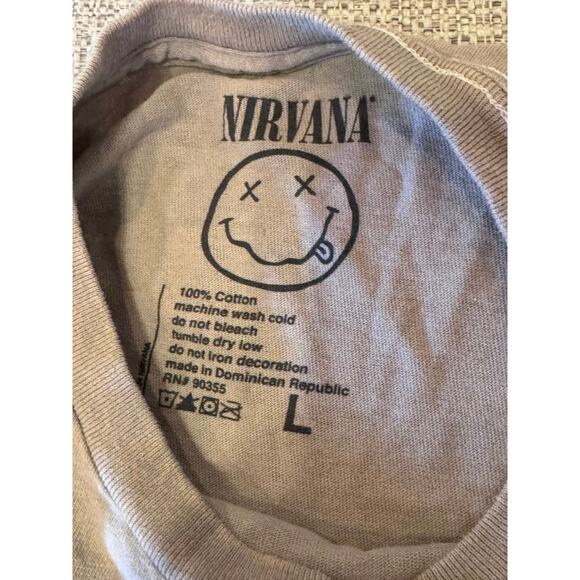 Nirvana In Utero Fairy Mineral Wash Tan Gray Blue Band Graphic Tee Rock Grunge L - Picture 5 of 6